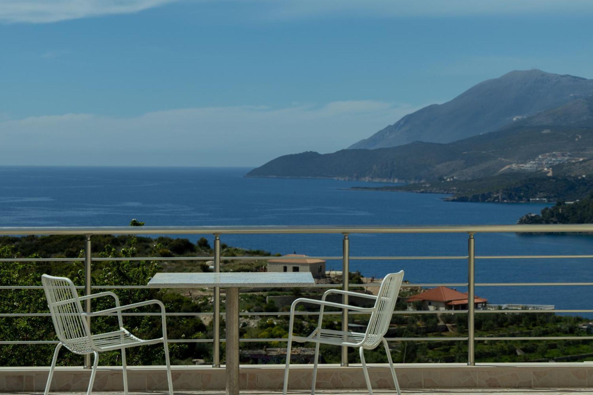 Sunset Serenity Himare Exterior photo