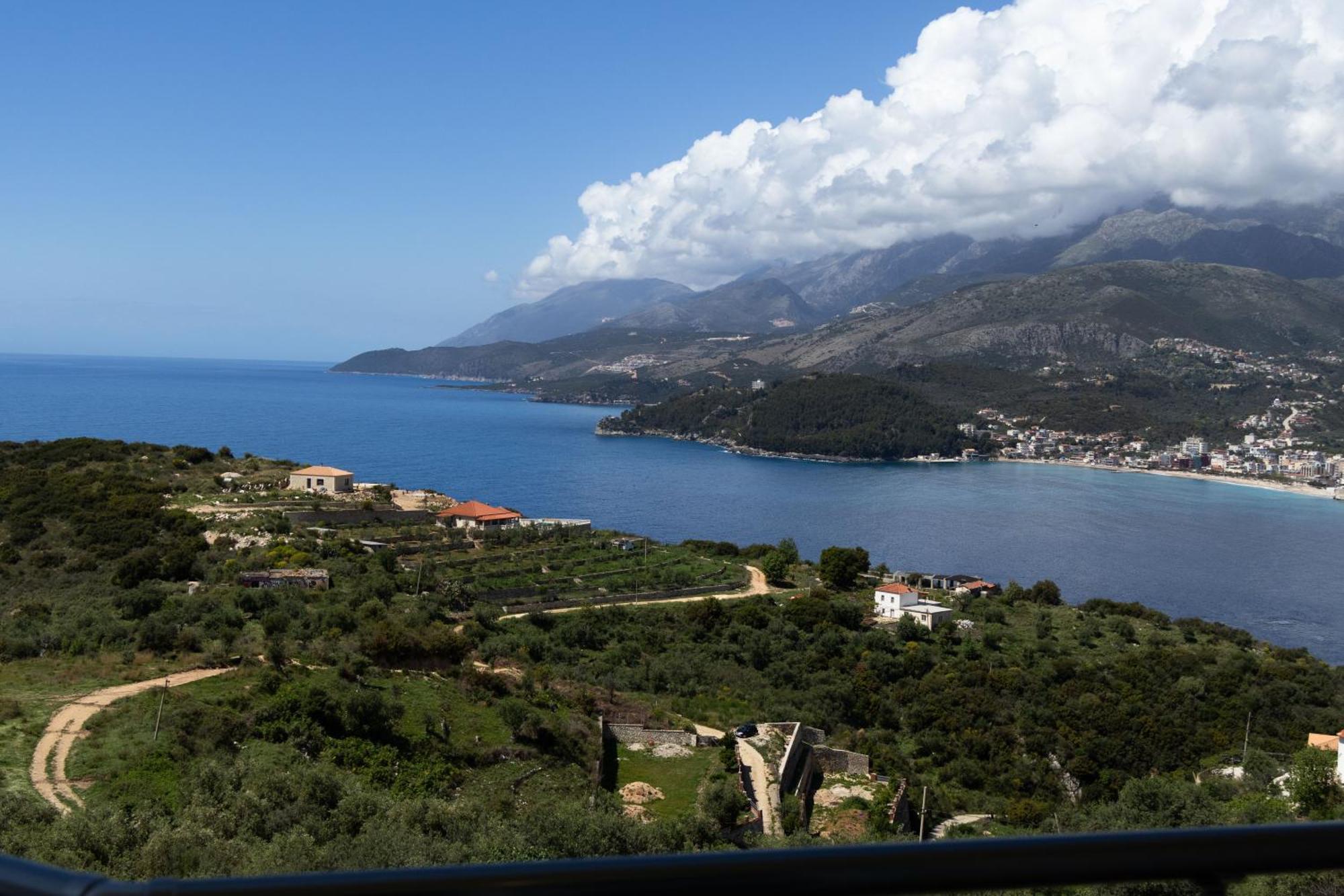 Sunset Serenity Himare Exterior photo